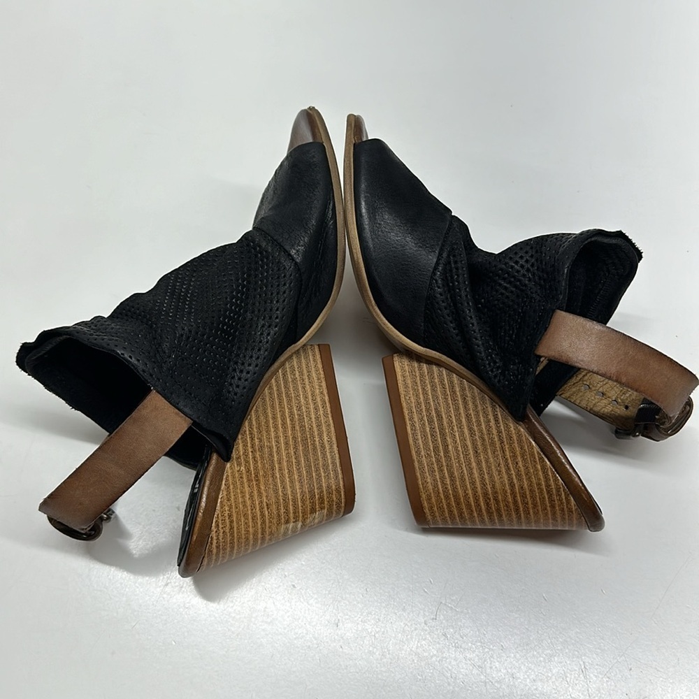 Miz Mooz Kona Wedge Sandal Shoes Open Toe Slingback Leather Black Size EU 36 6 - Picture 8 of 10